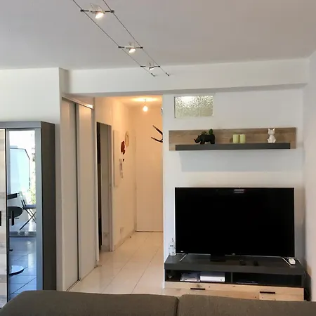 Au Centre De Bandol, Wifi, Clim Et Terrasse Appartement *