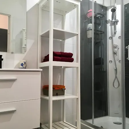 Appartement Au Centre De Bandol, Wifi, Clim Et Terrasse Bandol